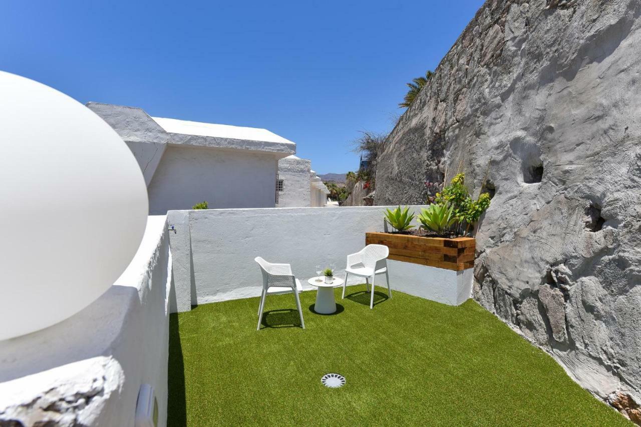 Beachfront Suites Morea Puerto Rico By Villagrancanaria Exteriör bild